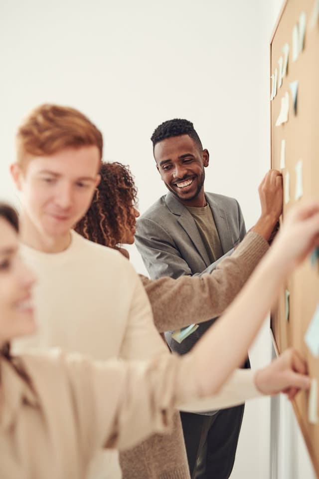 Career changer crafting an ATS-friendly resume with Expertresume in 2025