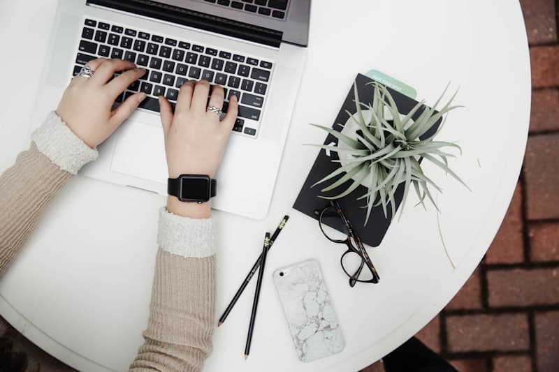Writing a finance resume with Expertresume in 2025
