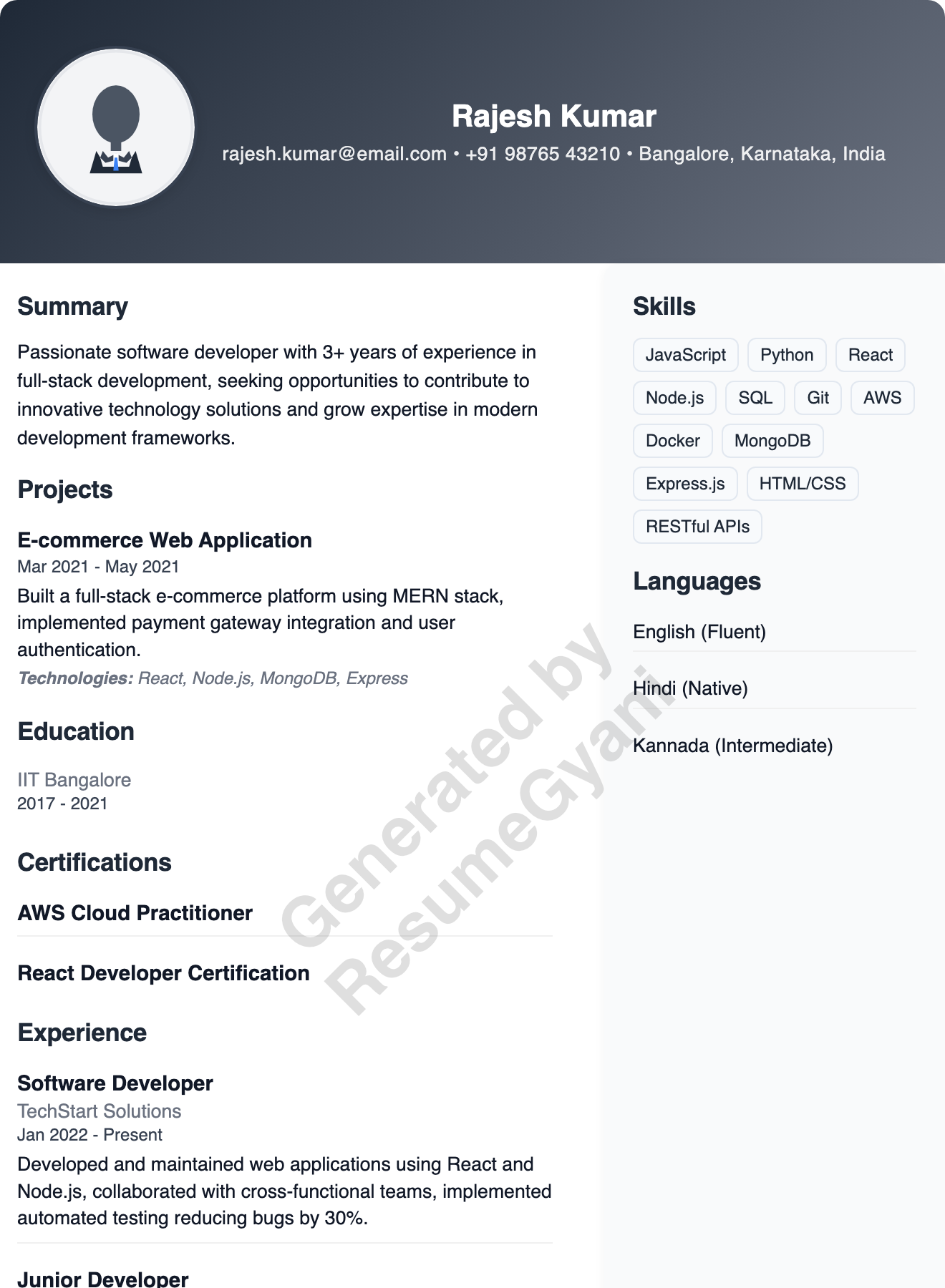 IT Fresher (Right Sidebar) Resume Template
